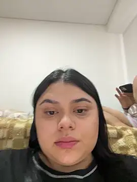 Snapshot of alissonfernandez_ chatting on 21, 2, 2025 alissonfernandez online show from 21, 2, 2025