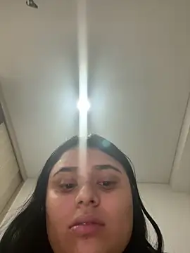 Snapshot of alissonfernandez_ chatting on 6, 3, 2025 alissonfernandez online show from 6, 3, 2025
