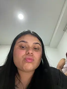 Snapshot of alissonfernandez_ chatting on 7, 3, 2025 alissonfernandez online show from 7, 3, 2025
