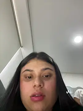 Snapshot of alissonfernandez_ chatting on 11, 3, 2025 alissonfernandez online show from 11, 3, 2025