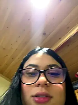 Snapshot of alissonfernandez_ chatting on 2, 10, 2025 alissonfernandez online show from 2, 10, 2025