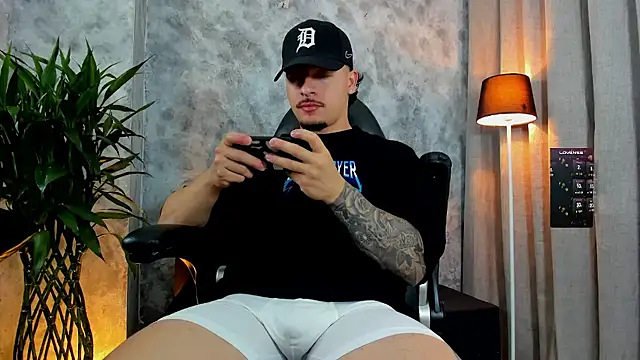 boyc022  online show from 28, 11, 2025