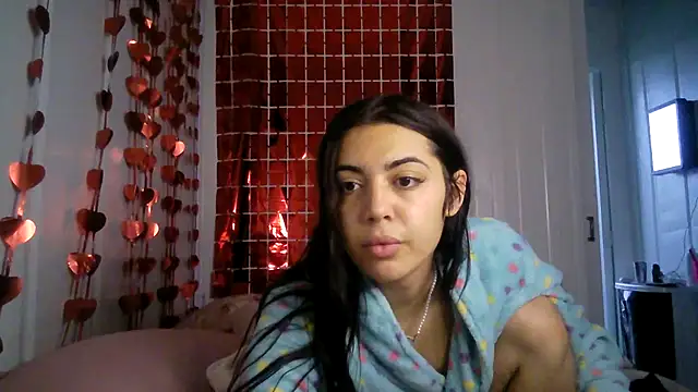 Snapshot of isabella048 chatting on 30, 9, 2025 isabella048 online show from 30, 9, 2025