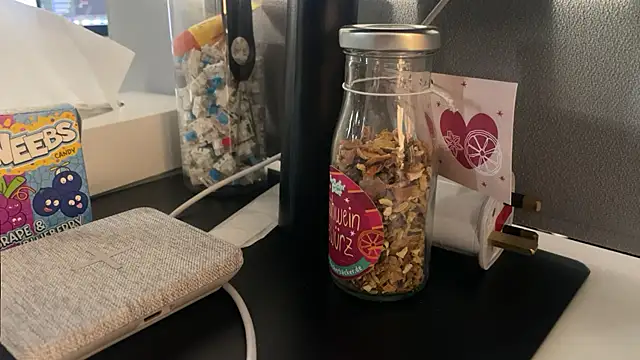 awesome anna online show from 26, 2, 2025