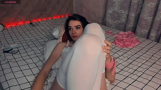Snapshot of BlissDodd chatting on 8, 3, 2025 BlissDodd online show from 8, 3, 2025