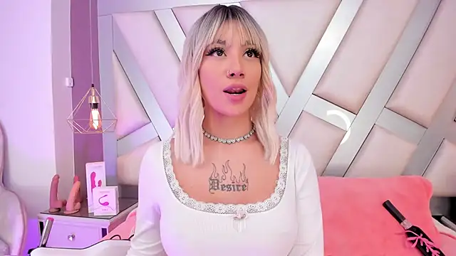 MadissonRey online show from 21, 12, 2025