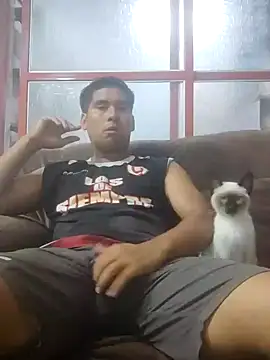 estudiante69 online show from 12, 2, 2025