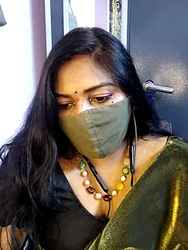 Snapshot of RomeoJuliet345 chatting on 7, 2, 2026 RomeoJuliet345 online show from 7, 2, 2026