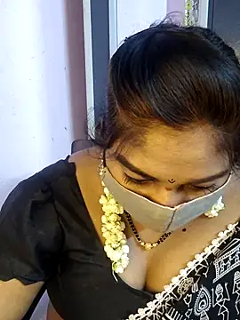 Snapshot of RomeoJuliet345 chatting on 28, 2, 2026 RomeoJuliet345 online show from 28, 2, 2026