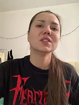 MiraMiss online show from 7, 2, 2026