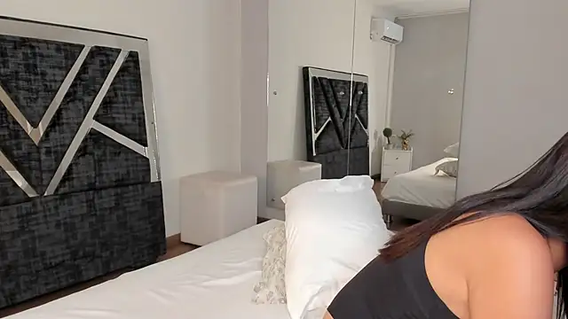 Snapshot of Jonness_Isa_ chatting on 8, 11, 2025 Jonness Isa online show from 8, 11, 2025