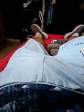 Snapshot of Alee3xxx chatting on 21, 11, 2025 Alee3xxx online show from 21, 11, 2025