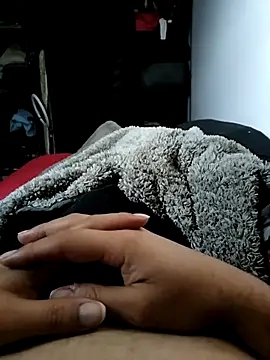 Snapshot of Alee3xxx chatting on 25, 11, 2025 Alee3xxx online show from 25, 11, 2025