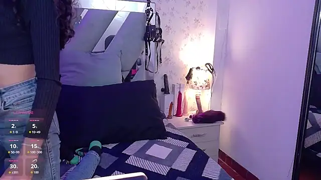 Queenjenn   online show from 25, 2, 2026