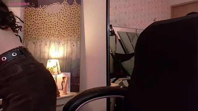 Queenjenn   online show from 16, 4, 2026