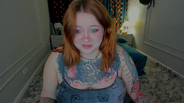 MoonLghte online show from 22, 10, 2025