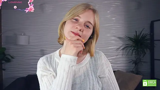 OdelinaFicken online show from 22, 10, 2025