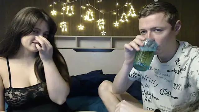 Snapshot of Karry-SEX chatting on 9, 3, 2025 Karry-SEX online show from 9, 3, 2025