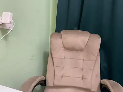 Snapshot of Mrbiceps23 chatting on 15, 12, 2024 Mrbiceps23 online show from 15, 12, 2024