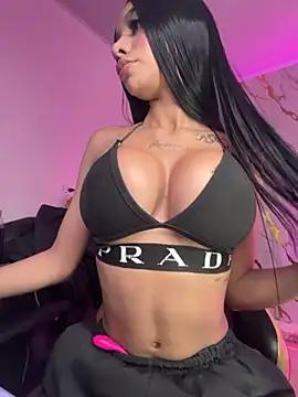 Snapshot of Tiffanny chatting on 29, 4, 2026 Tiffanny online show from 29, 4, 2026