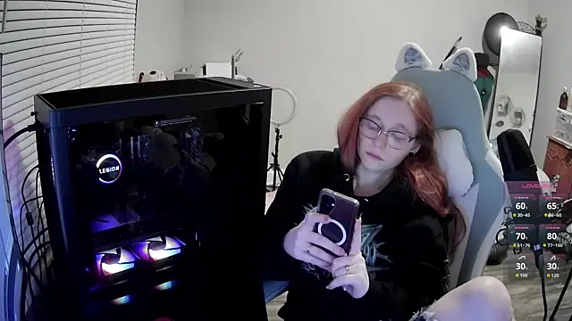 LilyFoxxx online show from 25, 10, 2025