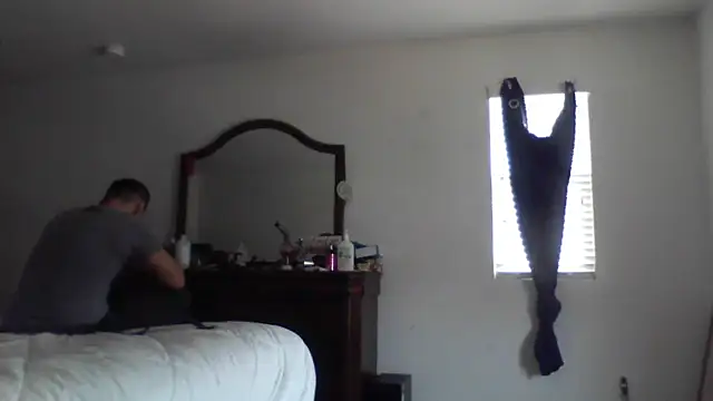 2Fly4Guy online show from 1, 3, 2025