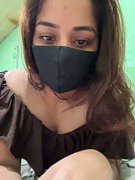 Black Glow online show from 3, 12, 2024