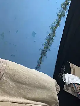 Black Glow online show from 27, 1, 2025