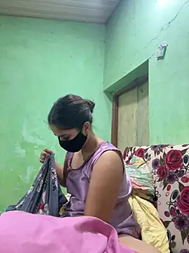 Black Glow online show from 30, 1, 2025