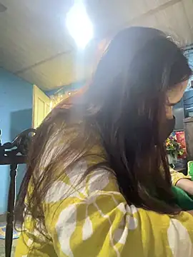 Black Glow online show from 11, 2, 2025