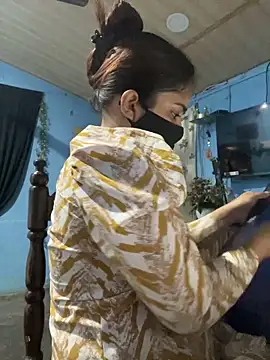 Black Glow online show from 1, 3, 2025