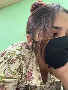 Black Glow online show from 14, 3, 2025