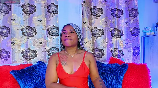 Snapshot of SilvannaFit chatting on 22, 7, 2026 SilvannaFit online show from 22, 7, 2026