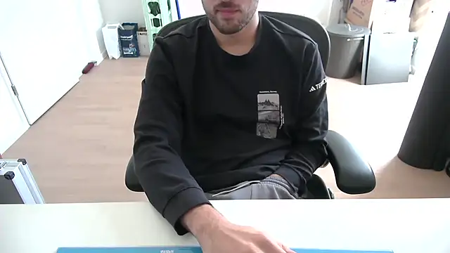 taallguyy 196 online show from 13, 11, 2025