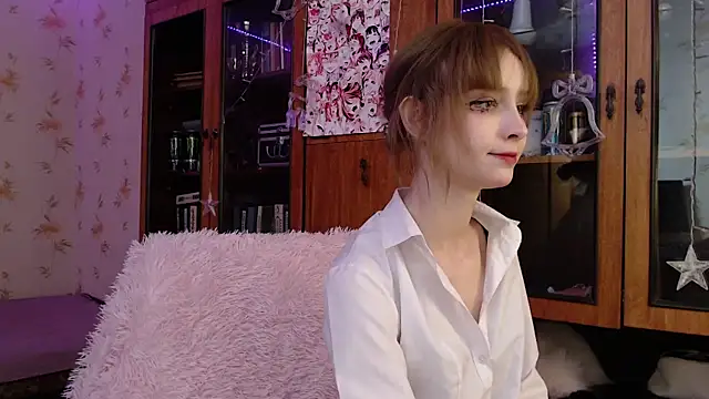 cloudgirrl online show from 30, 1, 2025