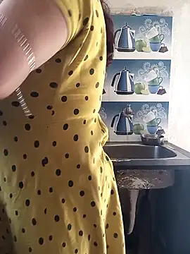 Sneha gril online show from 4, 3, 2026