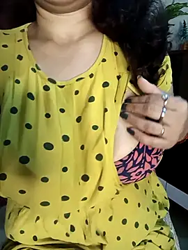 Snapshot of Sneha_gril chatting on 18, 4, 2026 Sneha gril online show from 18, 4, 2026