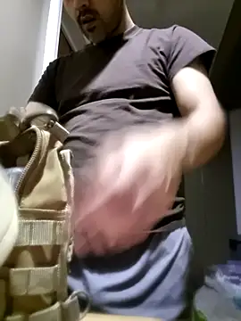 Snapshot of abdierkader chatting on 27, 11, 2025 abdierkader online show from 27, 11, 2025