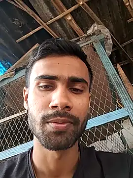 Skinny Bigass 23 online show from 10, 1, 2025