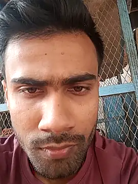 Skinny Bigass 23 online show from 7, 3, 2025