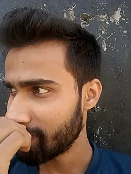 Skinny Bigass 23 online show from 8, 11, 2025