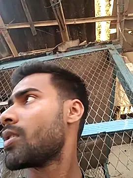 Skinny Bigass 23 online show from 27, 2, 2026