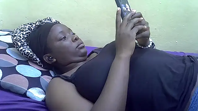 Snapshot of Harrisamor chatting on 23, 10, 2025 Harrisamor online show from 23, 10, 2025