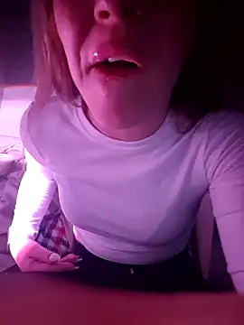 Snapshot of SUSELLAM1 chatting on 6, 2, 2025 SUSELLAM1 online show from 6, 2, 2025