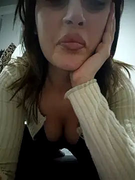 Snapshot of SUSELLAM1 chatting on 15, 2, 2025 SUSELLAM1 online show from 15, 2, 2025