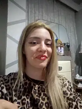 Snapshot of SUSELLAM1 chatting on 19, 2, 2025 SUSELLAM1 online show from 19, 2, 2025