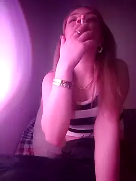 Snapshot of SUSELLAM1 chatting on 4, 3, 2025 SUSELLAM1 online show from 4, 3, 2025