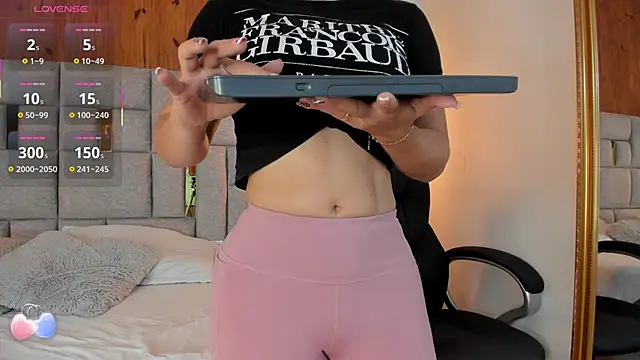 Saori newman online show from 29, 9, 2025