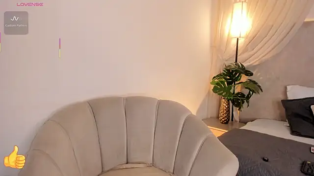 Snapshot of Saori_newman chatting on 15, 7, 2026 Saori newman online show from 15, 7, 2026