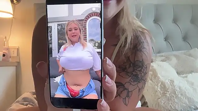 Snapshot of blairbella chatting on 30, 6, 2026 blairbella online show from 30, 6, 2026